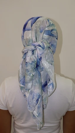 מטפחת מרובעת דגם לגונה