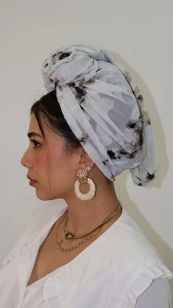 מטפחת לונג שיפון לבן-אפור